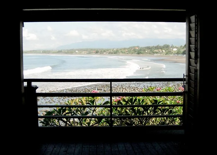 Hotel Bombora Medewi Pulukan